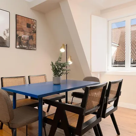 Limehome Rua Do Arsenal 4* Lissabon